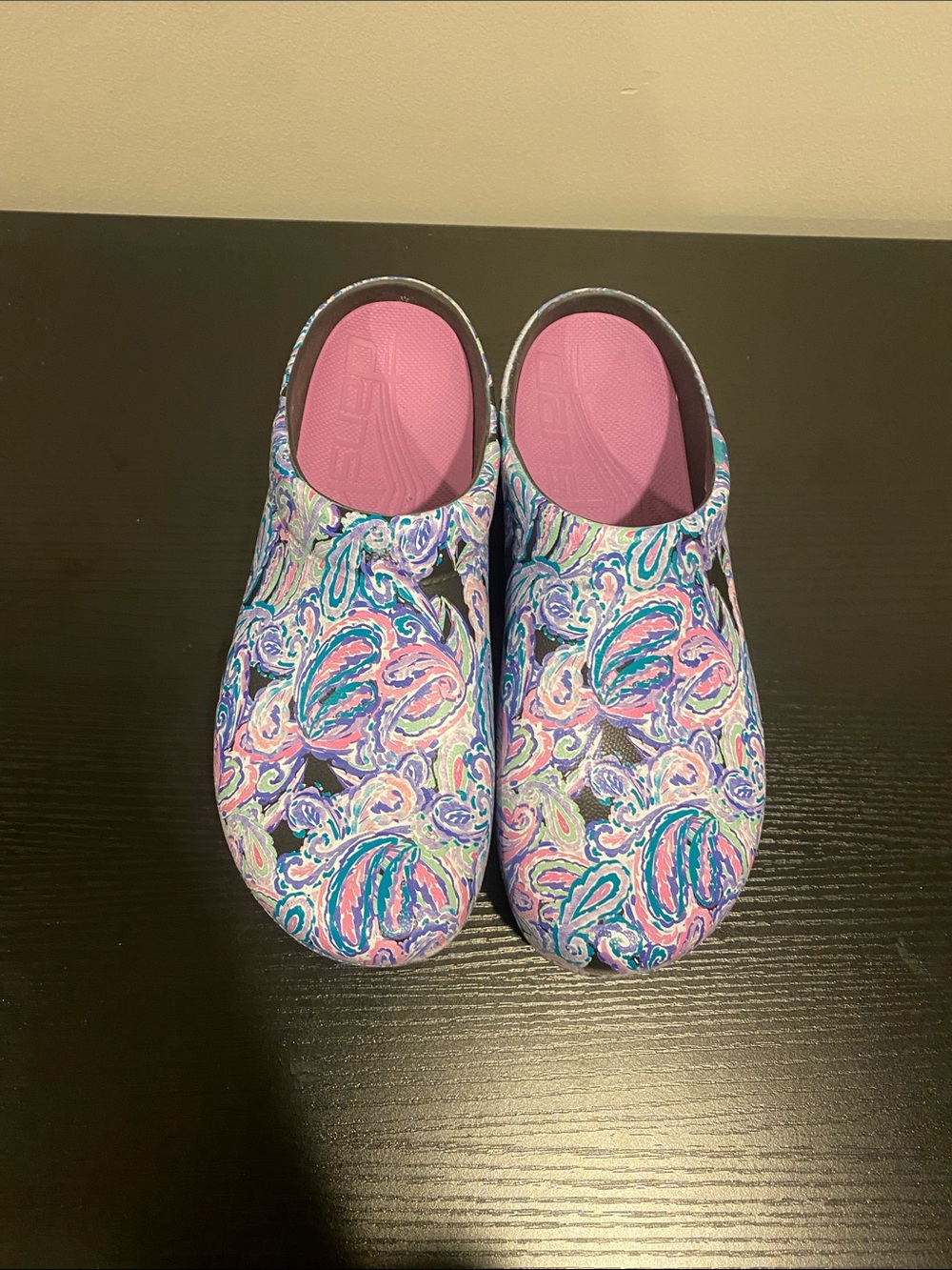 Women’s Slip-On Clogs in Pink Paisley Print